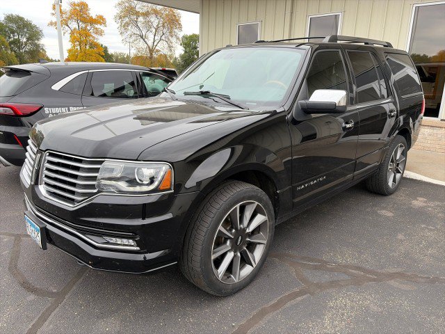 Used 2016 Lincoln Navigator Reserve AWD/4WD image 1