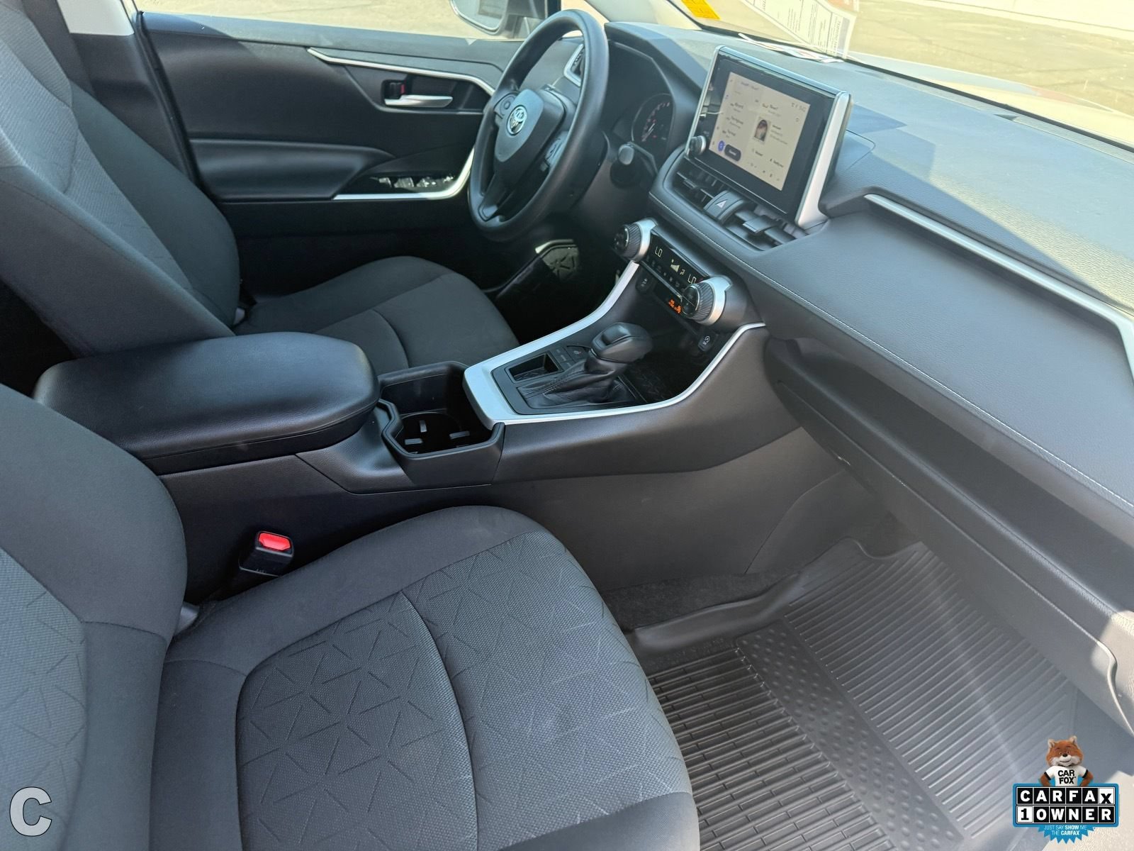 Used 2023 Toyota RAV4 XLE FWD image 10
