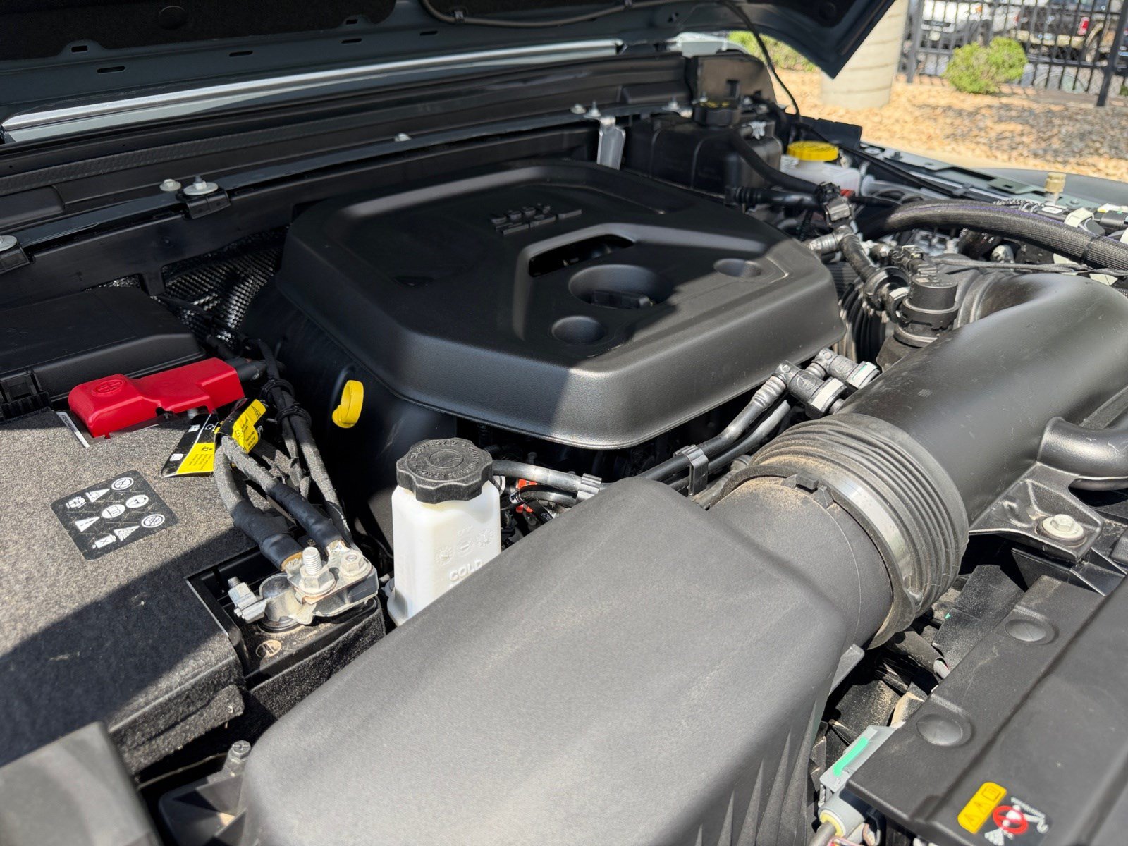 Used 2025 Jeep Wrangler Sport AWD/4WD image 22
