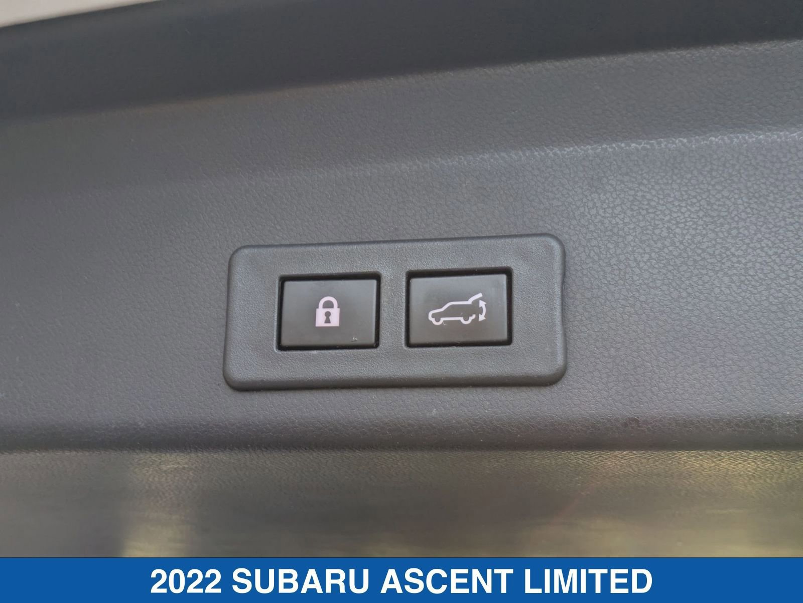 Used 2022 Subaru Ascent Limited w/ Technology Package image 36