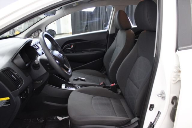 Used 2013 Kia Rio LX w/ PWR Pkg FWD image 10