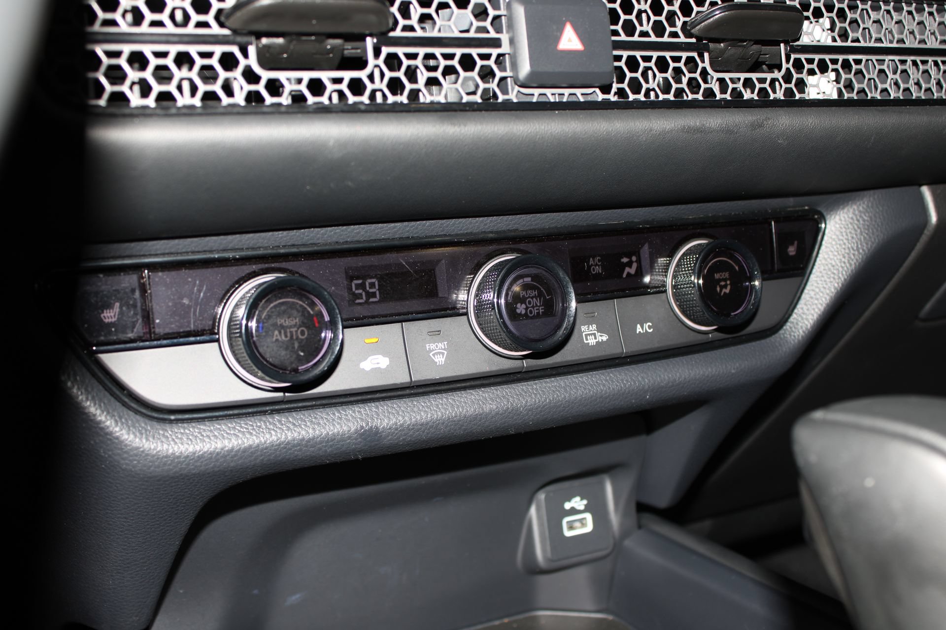 Used 2025 Honda HR-V Sport image 36