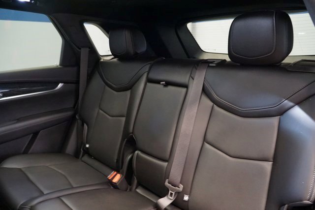 Certified 2022 Cadillac XT5 Premium Luxury image 16