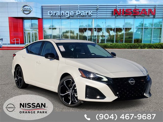 New 2025 Nissan Altima 2.5 SR w/ SR Premium Package image 1