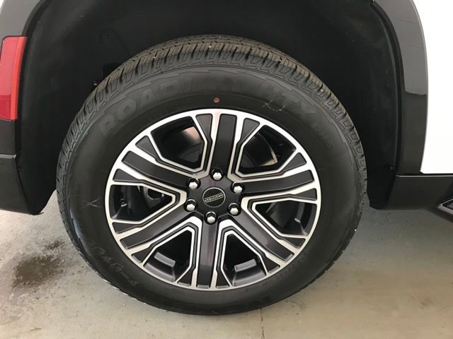 New 2025 Jeep Wagoneer 4WD w/ Convenience Group I image 49