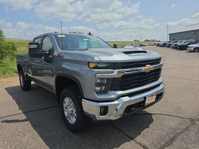 New 2026 Chevrolet Silverado 2500 LT w/ Safety Package AWD/4WD image 2