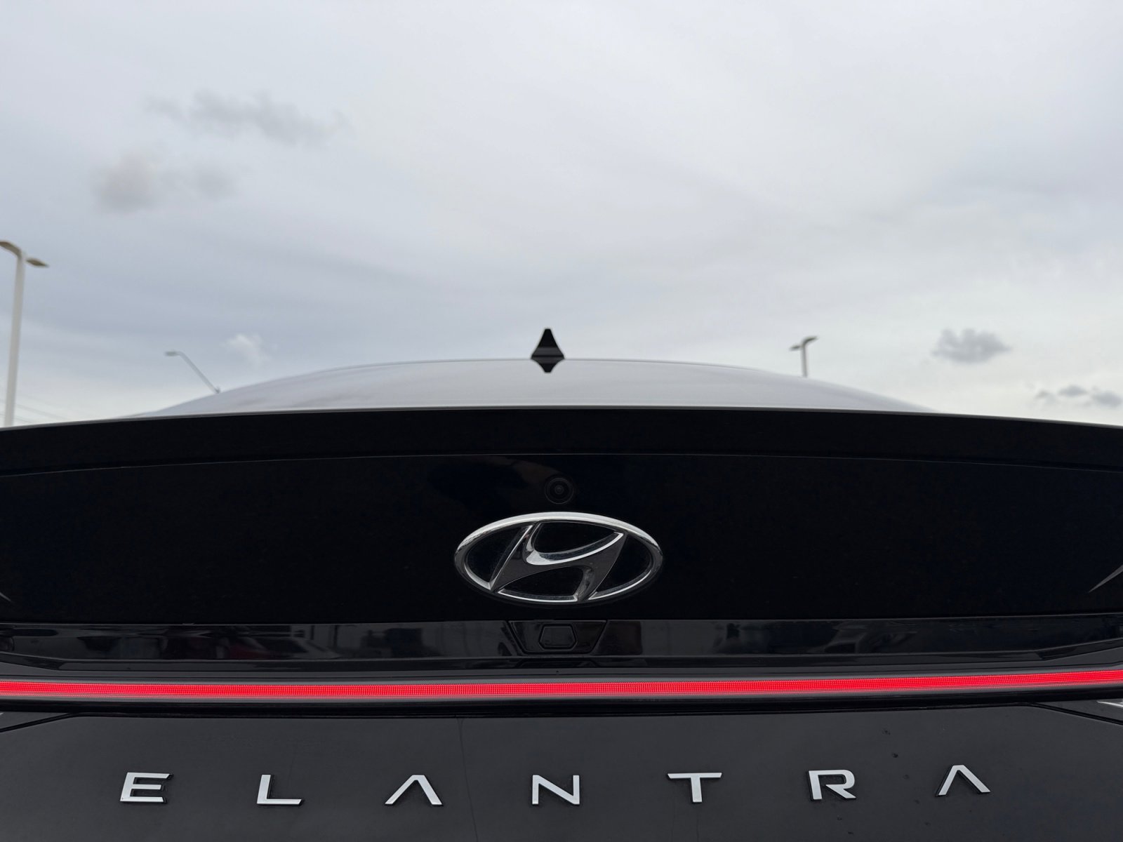 Certified 2021 Hyundai Elantra N Line image 23