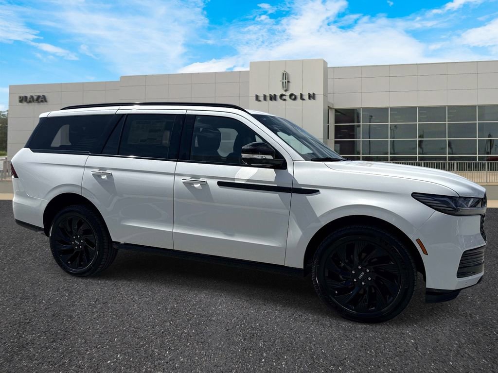 New 2026 Lincoln Navigator Reserve w/ Jet Appearance Package