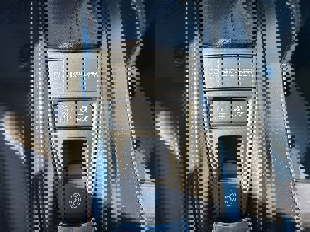 New 2026 Toyota Camry LE image 7