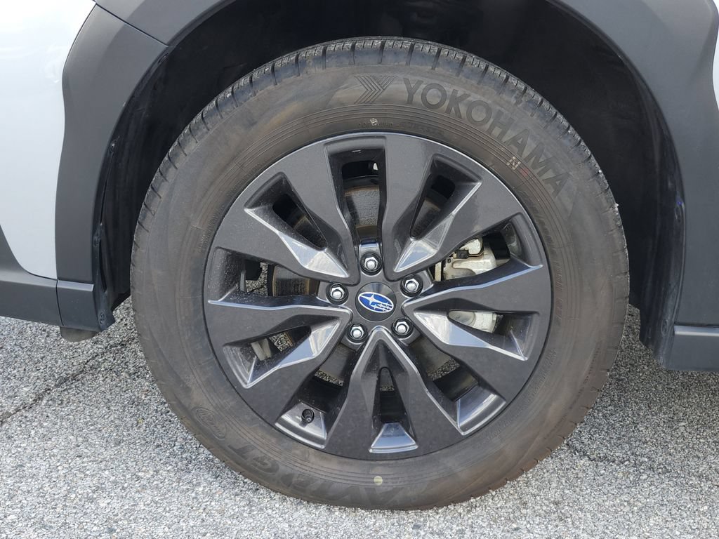 Used 2025 Subaru Outback Onyx Edition AWD/4WD image 33