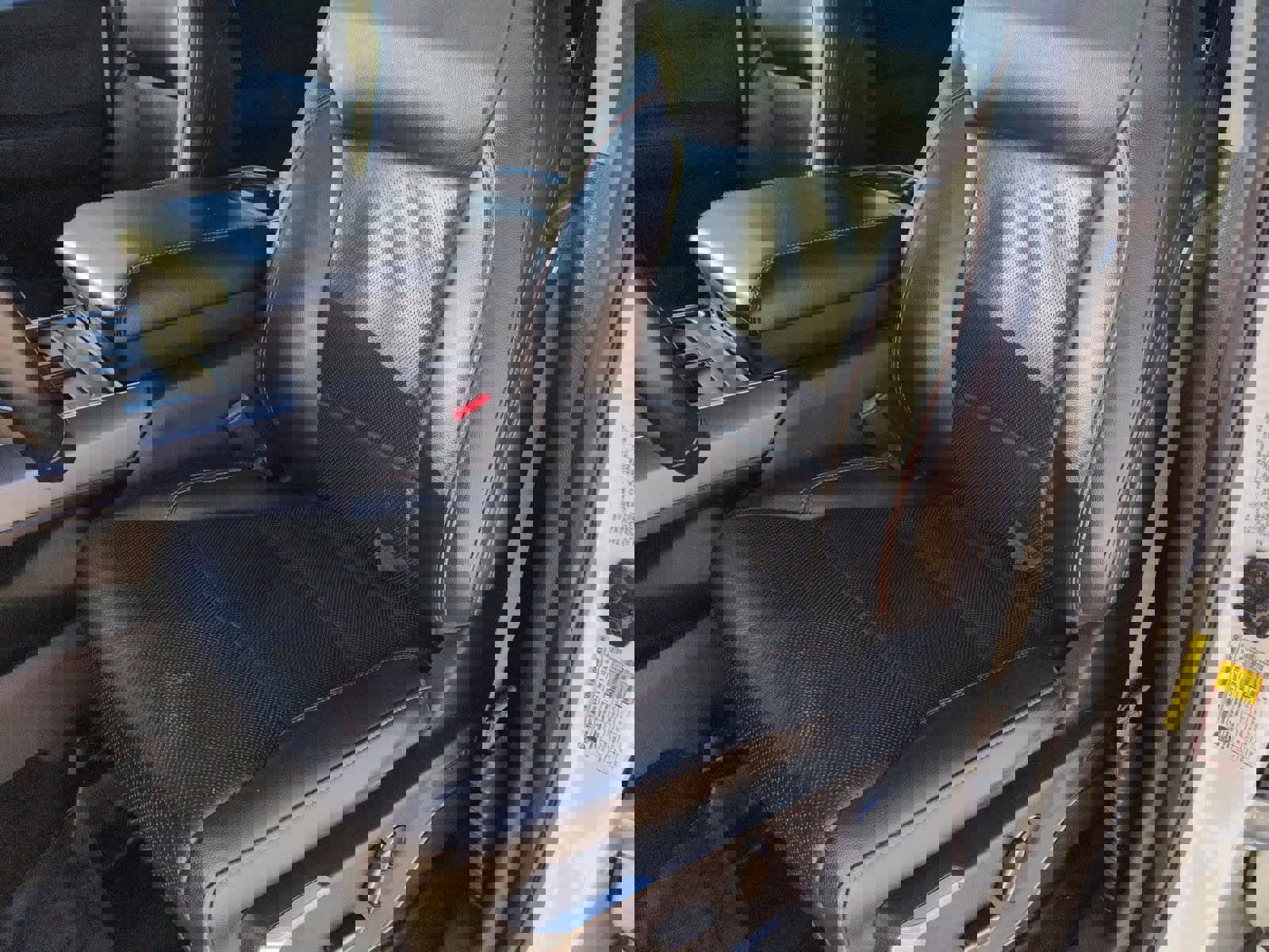 Certified 2021 Ford F150 Lariat w/ Equipment Group 502A High image 17