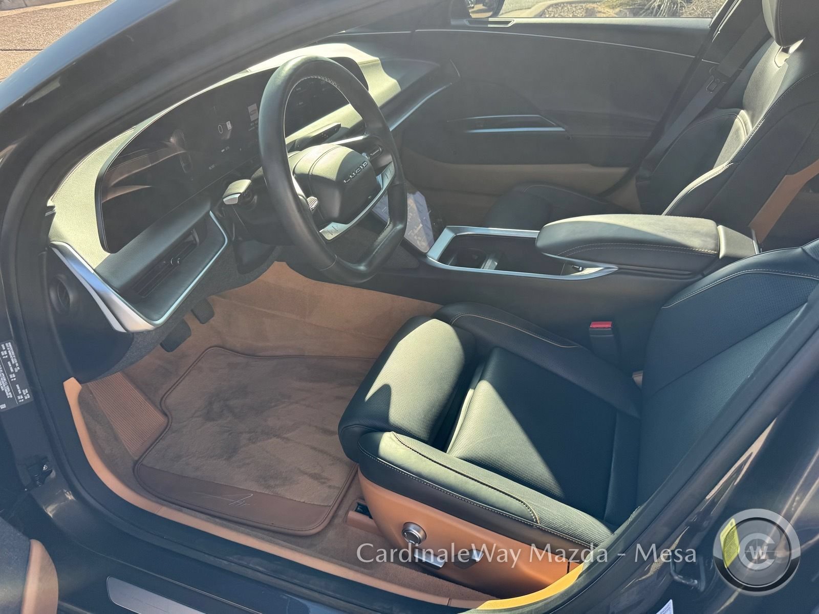 Used 2024 Lucid Air Touring AWD/4WD image 11