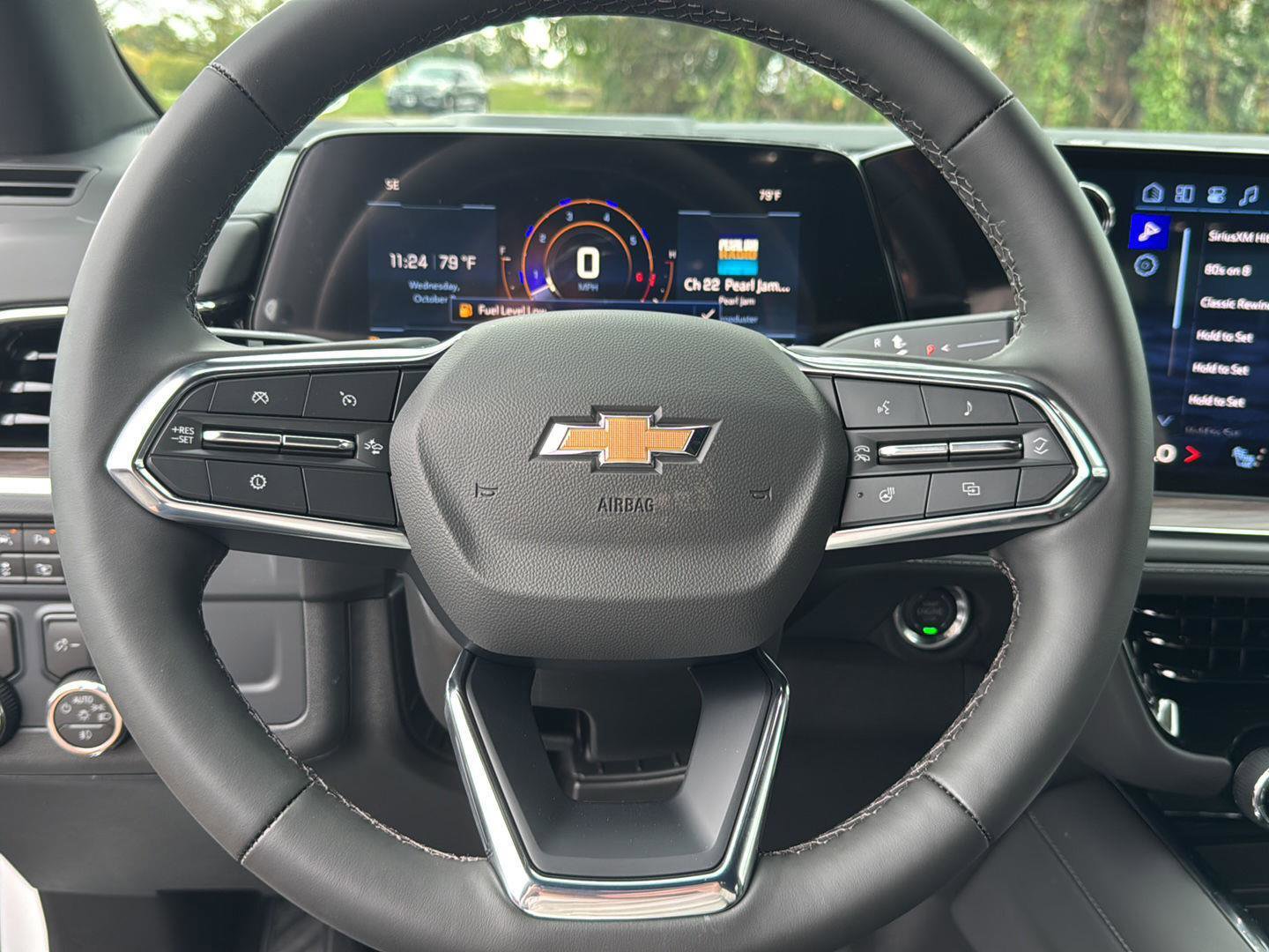 New 2026 Chevrolet Suburban LT image 18