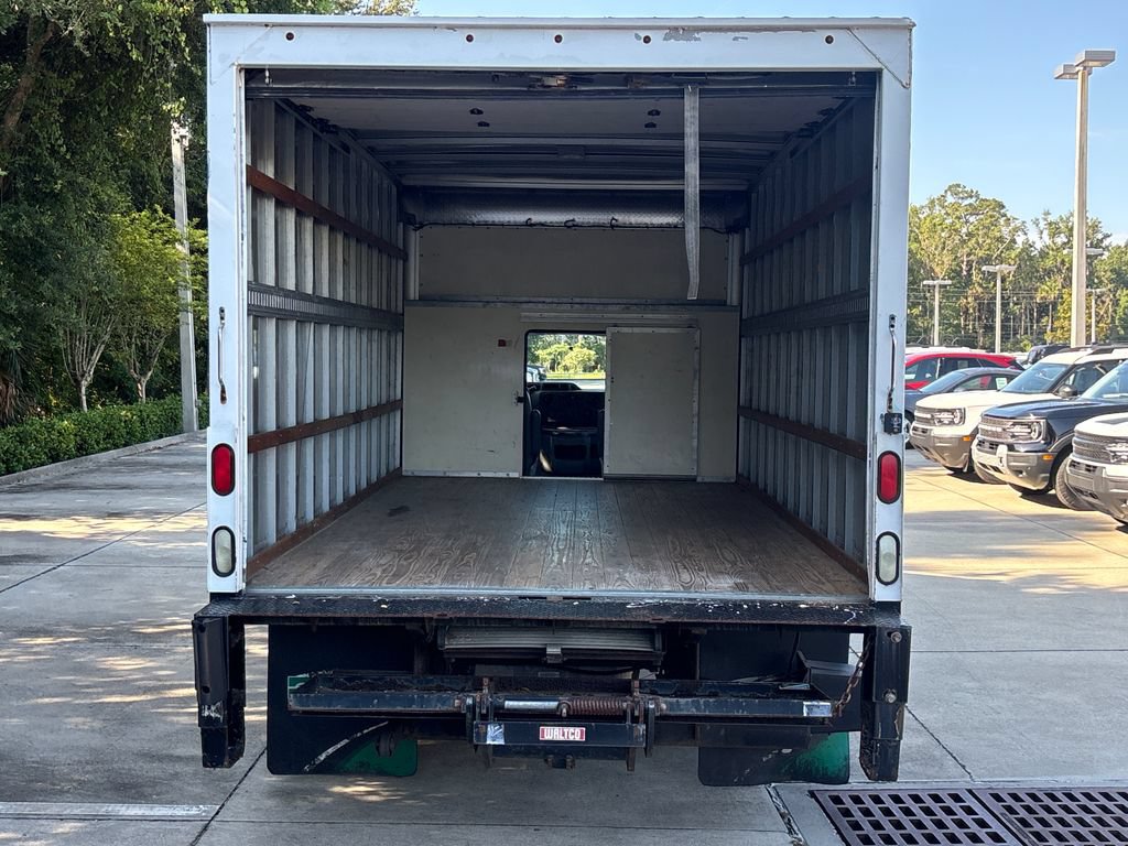 Used 2016 Ford E-350 and Econoline 350 Super Duty w/ Power Windows & Locks Group RWD image 28