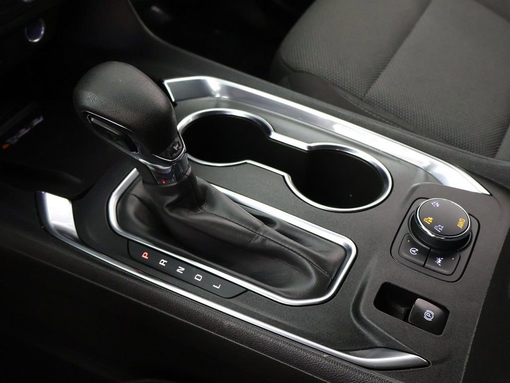 Used 2022 Chevrolet Traverse LT image 55