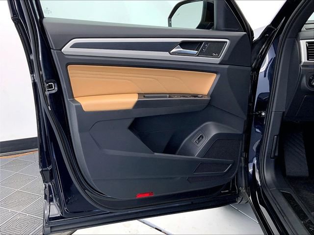 Certified 2023 Volkswagen Atlas Cross Sport SEL Premium R-Line image 27