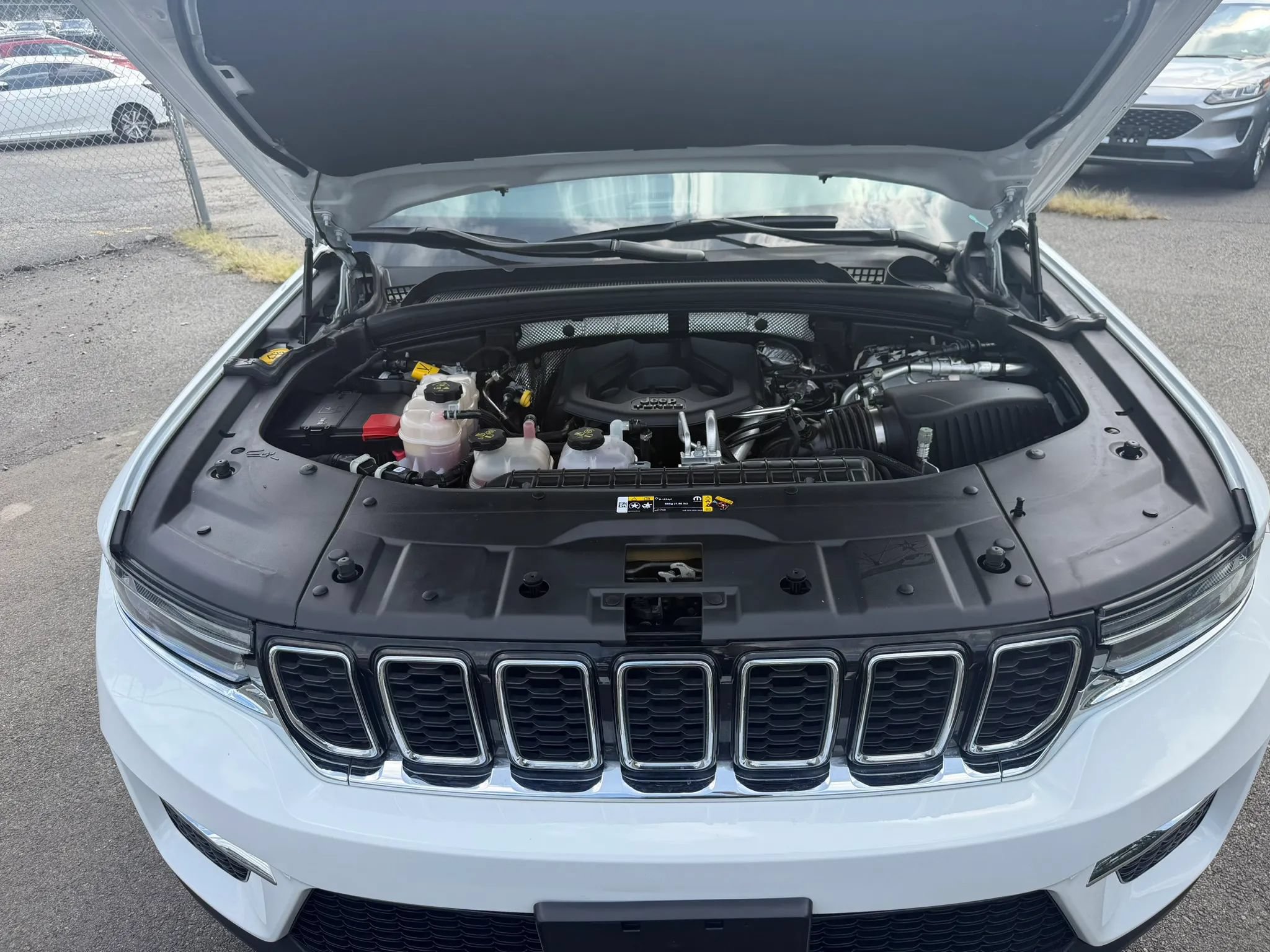 Used 2022 Jeep Grand Cherokee Limited 4xe AWD/4WD image 26