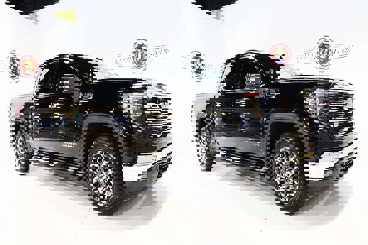 Used 2023 GMC Sierra 1500 SLT w/ SLT Convenience Package image 83