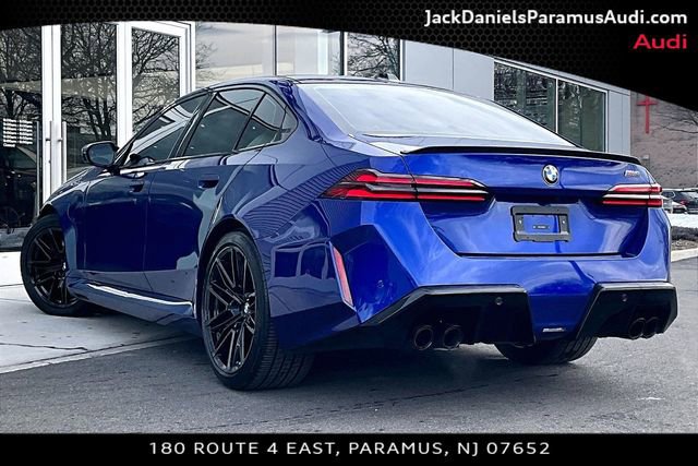 Used 2025 BMW M5 w/ Carbon Package image 10