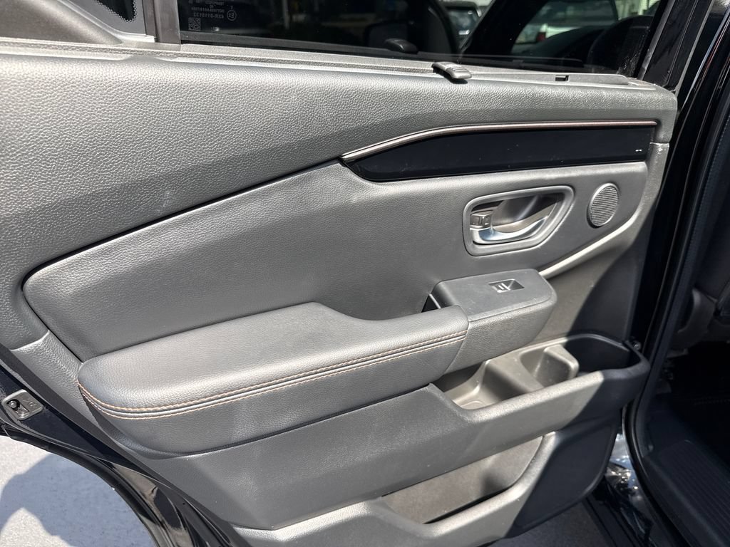 Used 2024 Honda Pilot TrailSport image 18