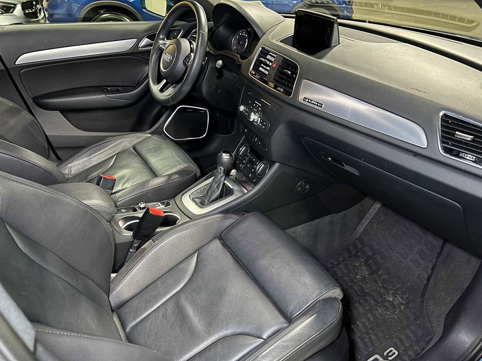 Used 2018 Audi Q3 2.0T Premium Plus w/ Premium Plus Package image 11