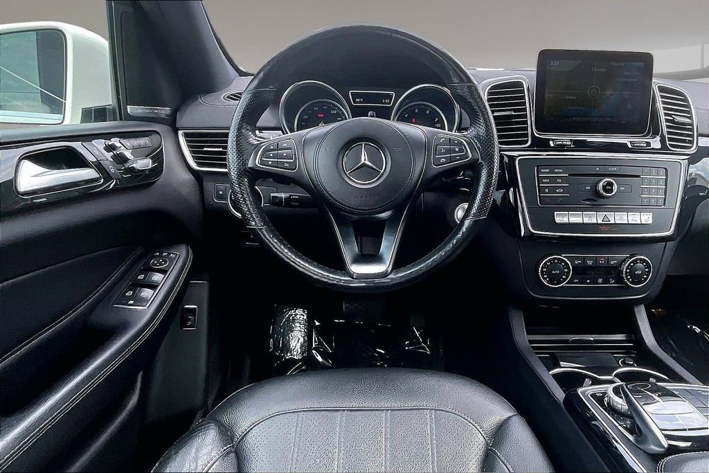 Used 2017 Mercedes-Benz GLS 450 4MATIC image 5