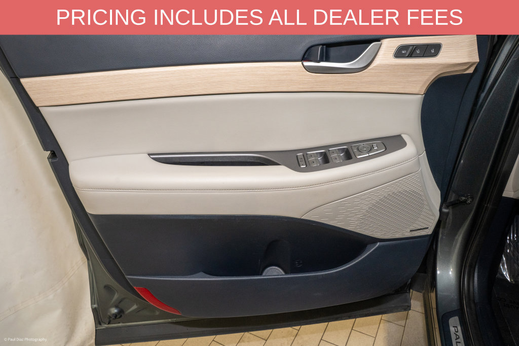 Used 2024 Hyundai Palisade Limited AWD/4WD image 14
