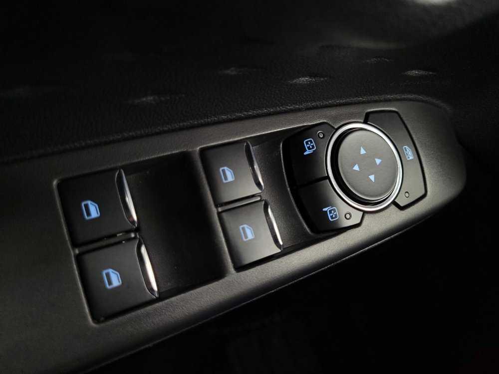 Used 2020 Ford Escape SE FWD image 27