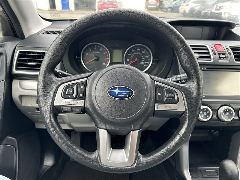 Used 2017 Subaru Forester 2.5i w/ Alloy Wheel Package AWD/4WD image 13