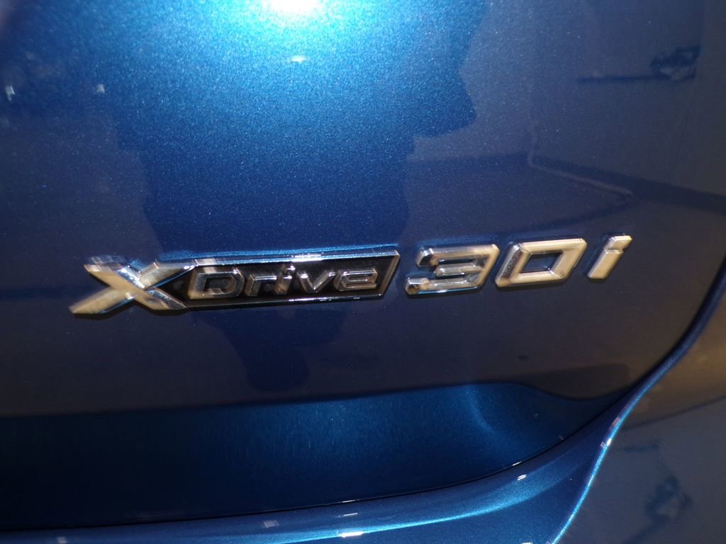 Used 2024 BMW X3 xDrive30i w/ Premium Package AWD/4WD image 7