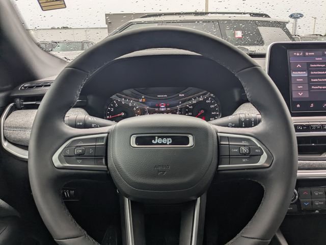 Used 2025 Jeep Compass Latitude w/ Convenience Group image 22