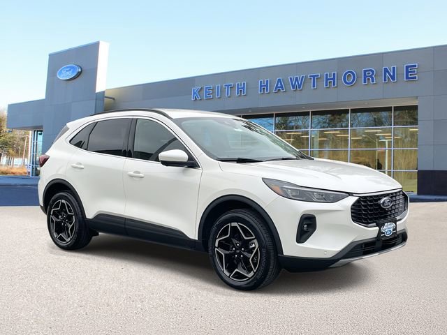 New 2026 Ford Escape Platinum w/ Premium Technology Package AWD/4WD image 1