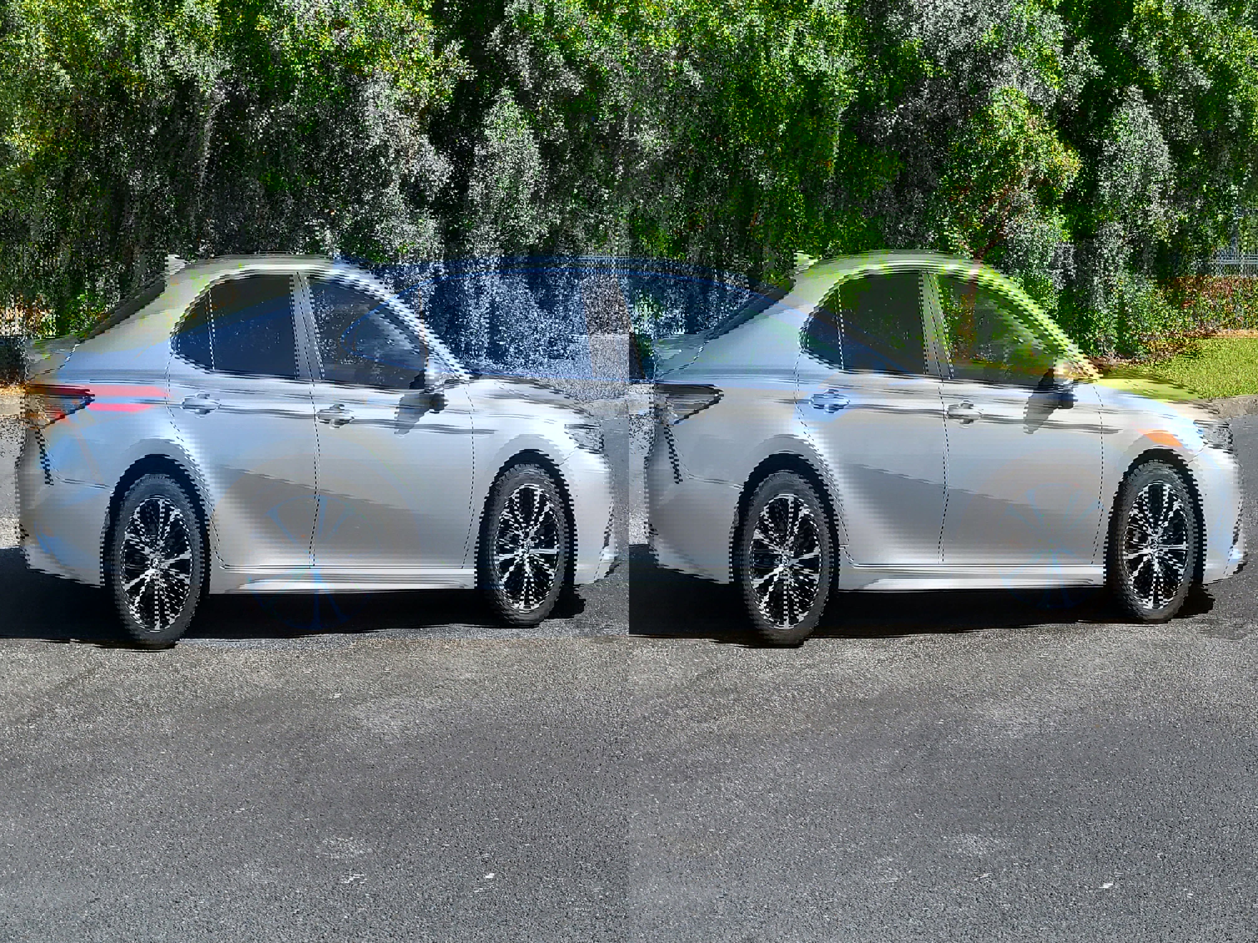 Used 2019 Toyota Camry SE FWD image 8