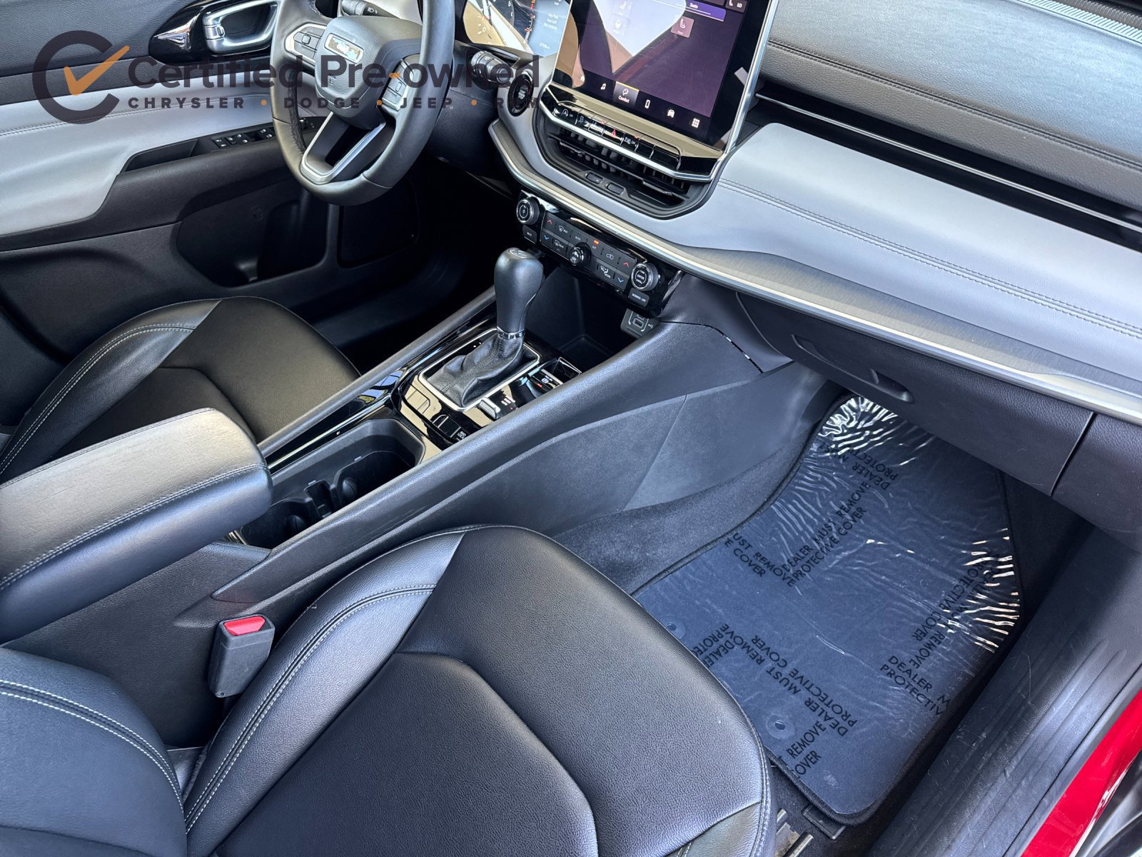 Used 2025 Jeep Compass Limited AWD/4WD image 17