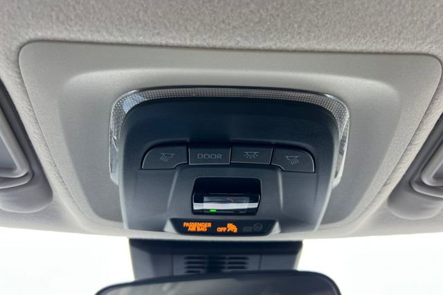 Used 2025 Toyota Corolla LE w/ LE Premium Package FWD image 37