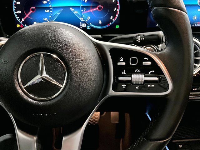 Used 2023 Mercedes-Benz GLA 250 4MATIC image 21