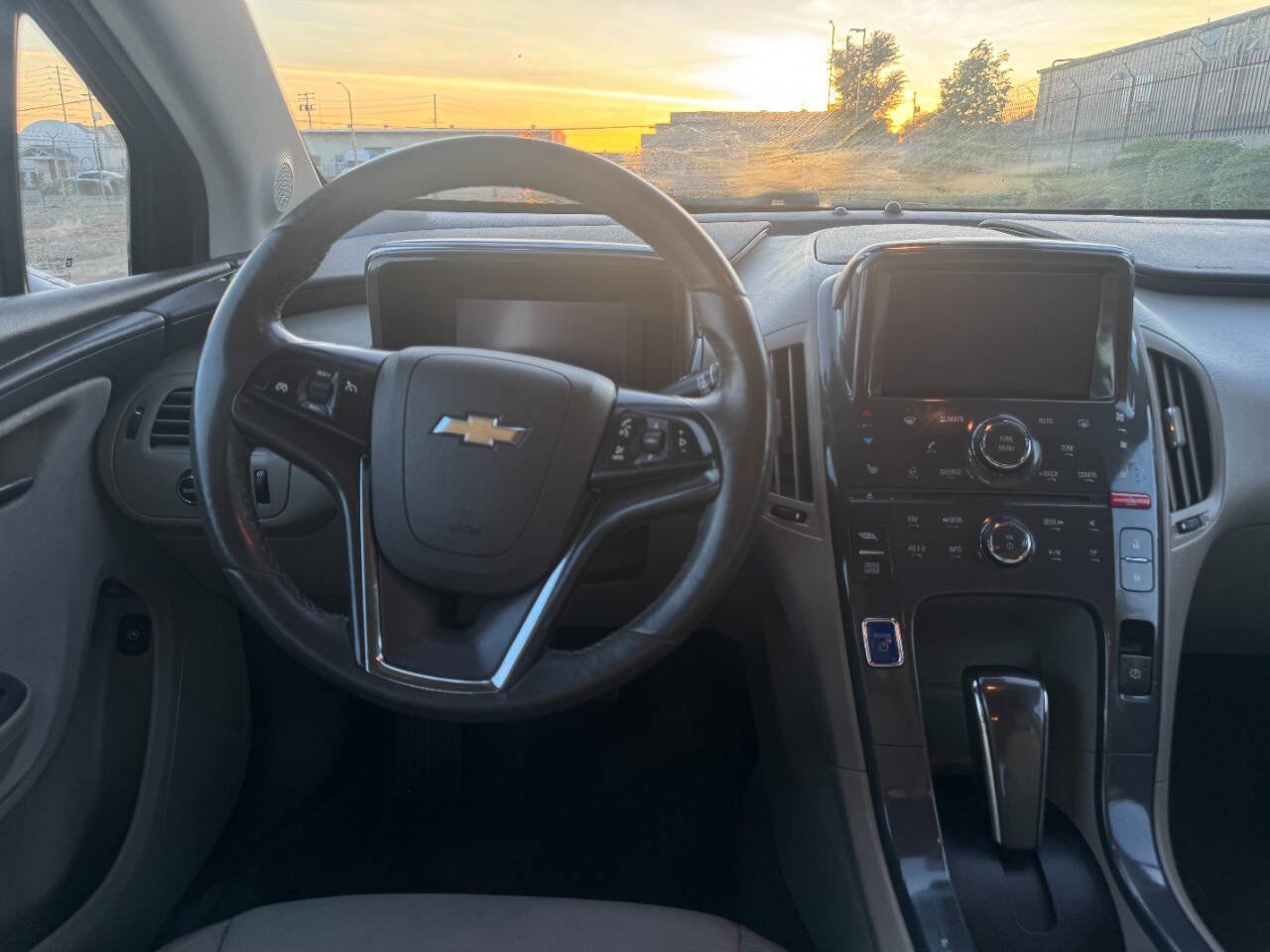 Used 2013 Chevrolet Volt Premium w/ Premium Trim Package image 14