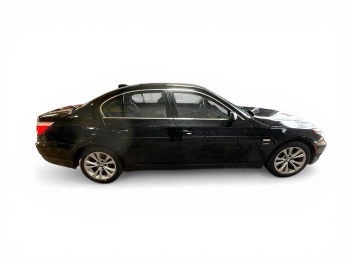 Used 2010 BMW 535i xDrive Sedan image 7