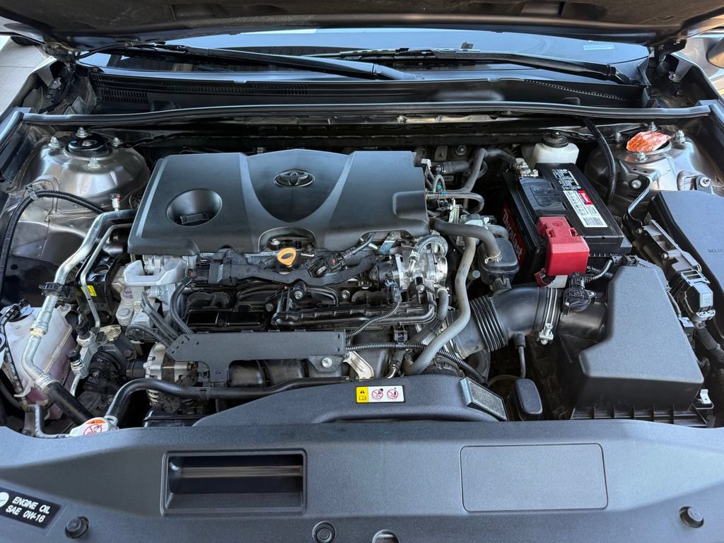 Used 2021 Toyota Camry XSE FWD image 14