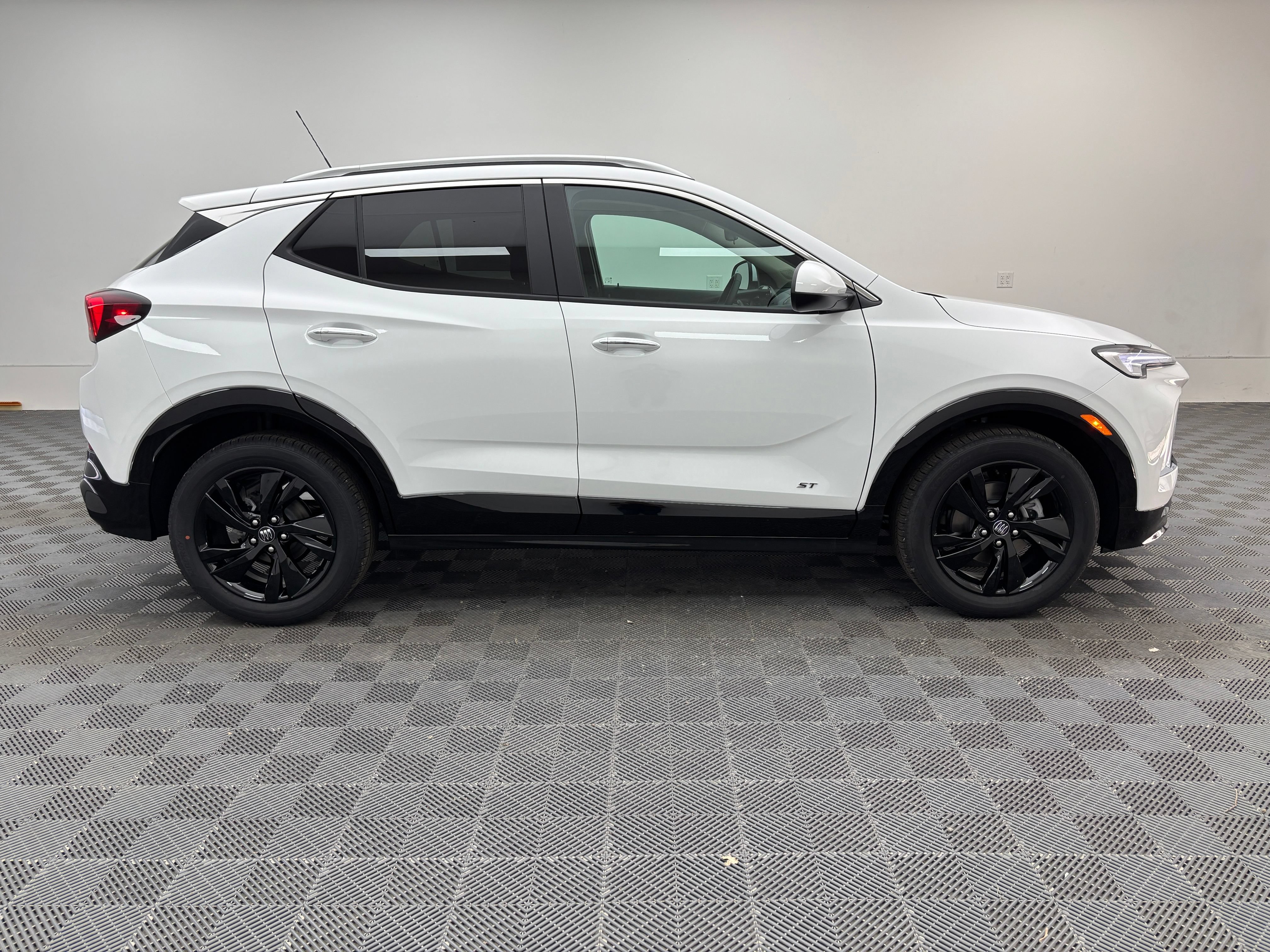 New 2026 Buick Encore GX Sport Touring w/ Comfort Package FWD image 6