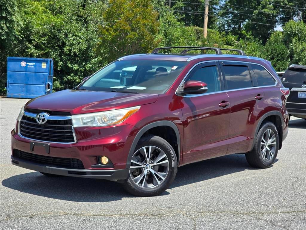Used 2016 Toyota Highlander XLE AWD/4WD video 2