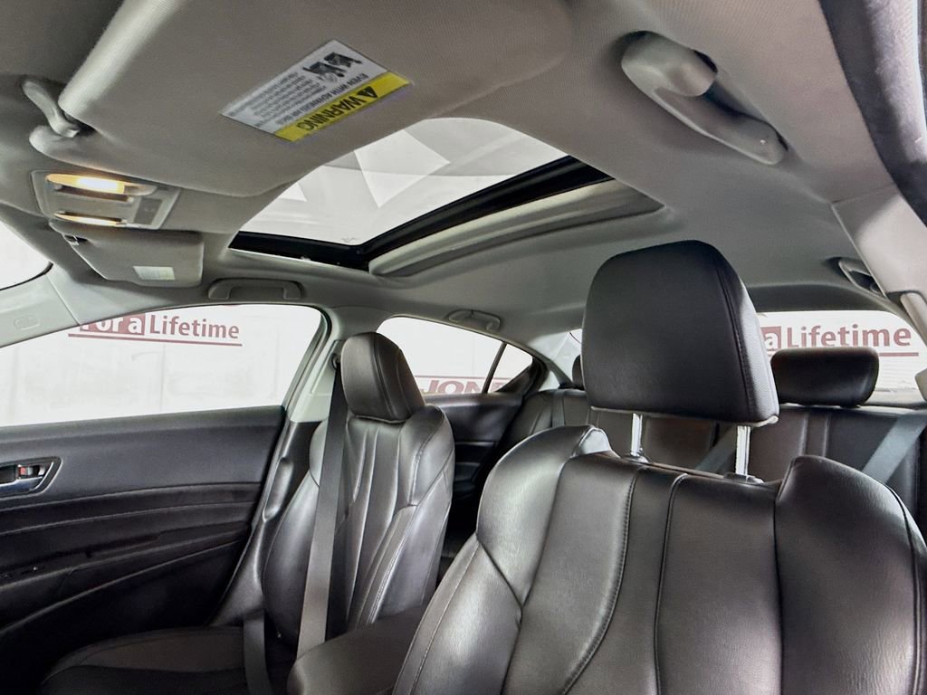 Used 2019 Acura ILX image 10