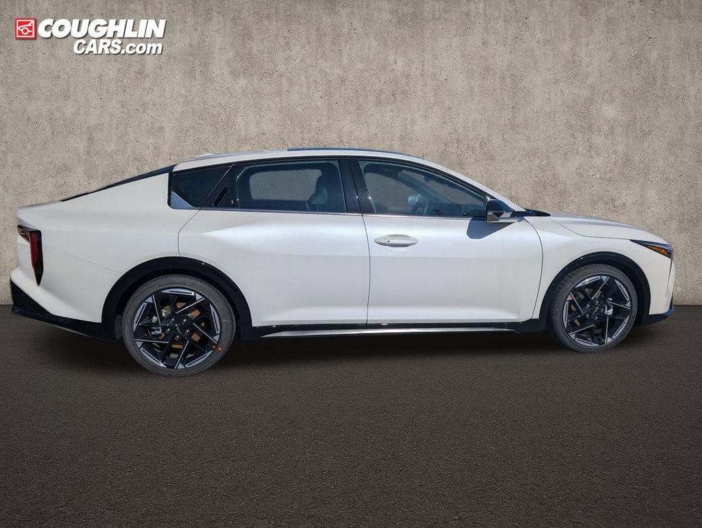 New 2026 Kia K4 GT-Line image 8