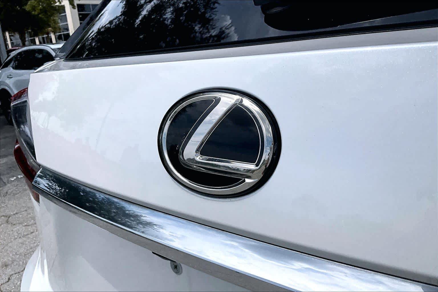 Used 2019 Lexus RX 350L FWD image 31