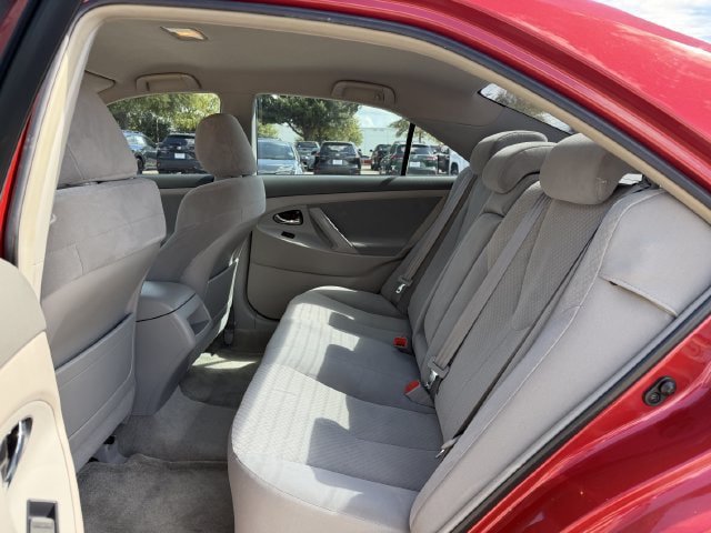 Used 2009 Toyota Camry LE FWD image 24
