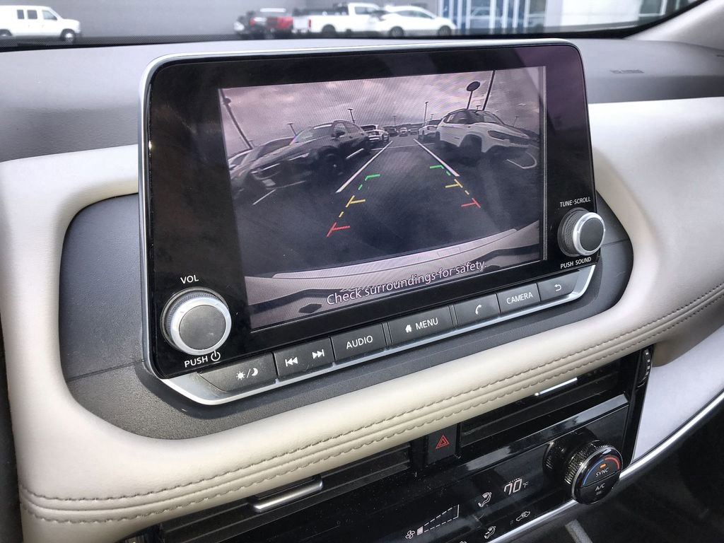 Used 2023 Nissan Rogue SV image 17