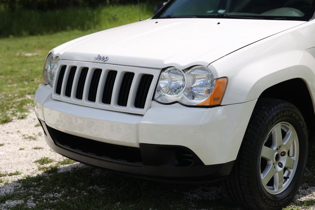 Used 2009 Jeep Grand Cherokee Laredo RWD image 24