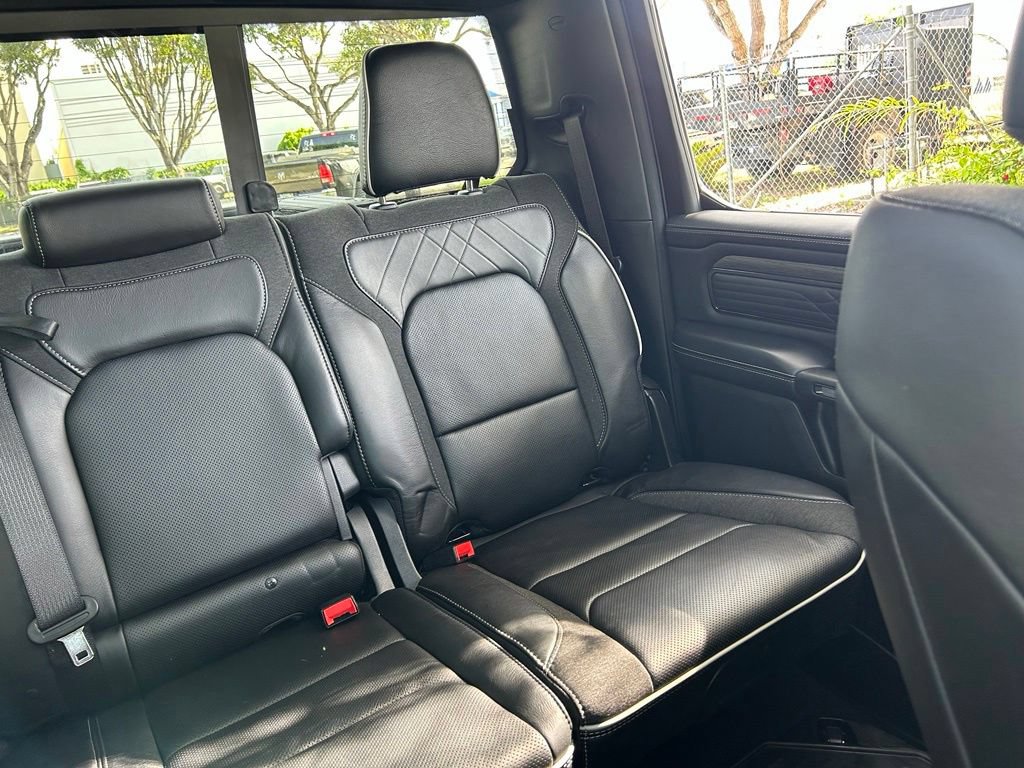 Used 2025 RAM 1500 Limited AWD/4WD image 16