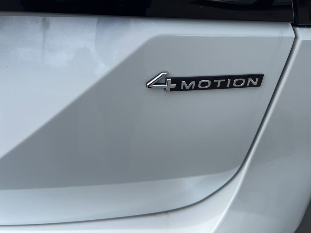 New 2026 Volkswagen Atlas Peak Edition image 8