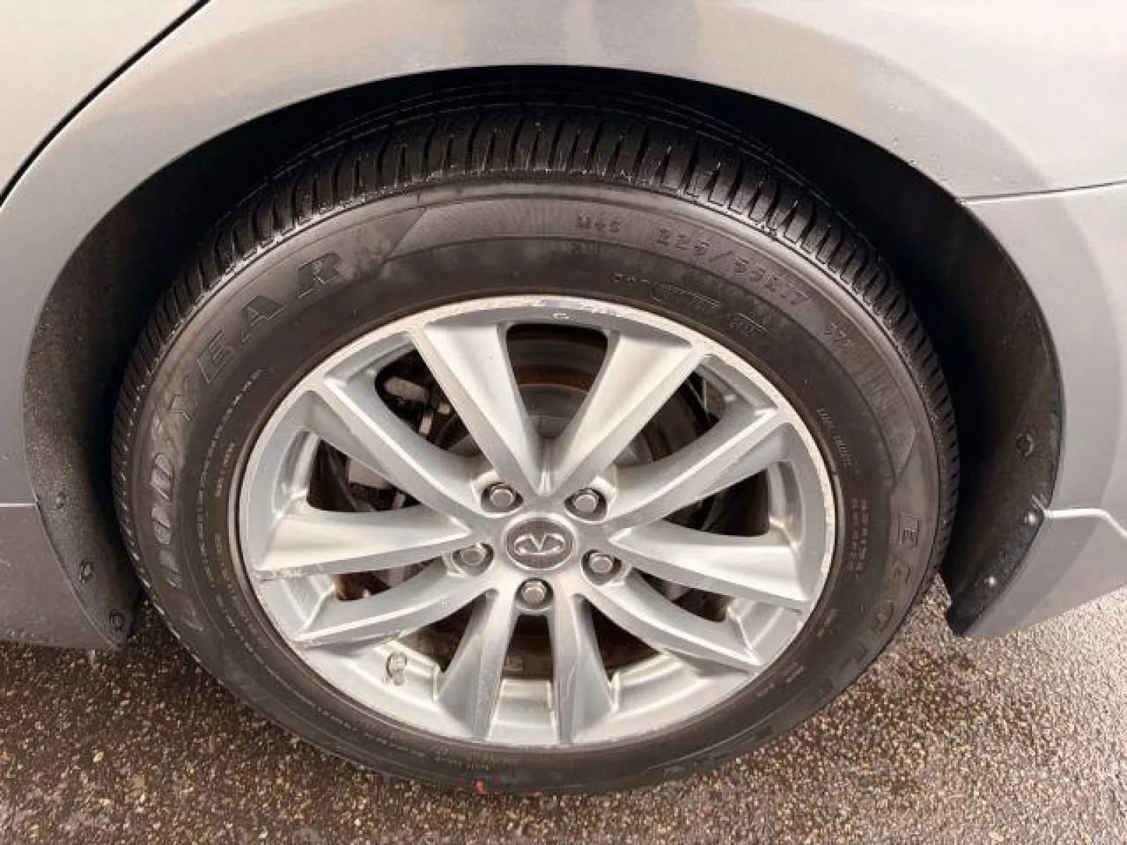 Used 2015 INFINITI Q50 Premium w/ Navigation Package image 46